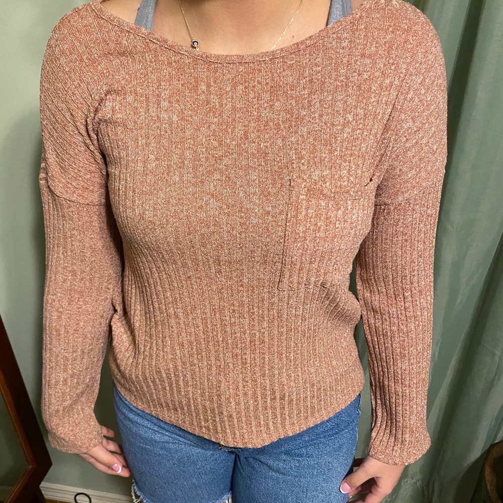 Forever 21, medium, in good condition, long sleeved top
